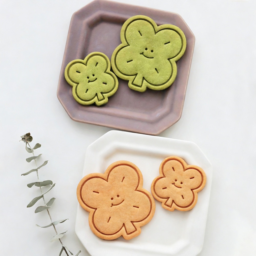 Lucky Four-Leaf Clover Cookie  - Commercial Kitchen Items recension och pris